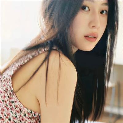 酷爱电影的庞波小姐
